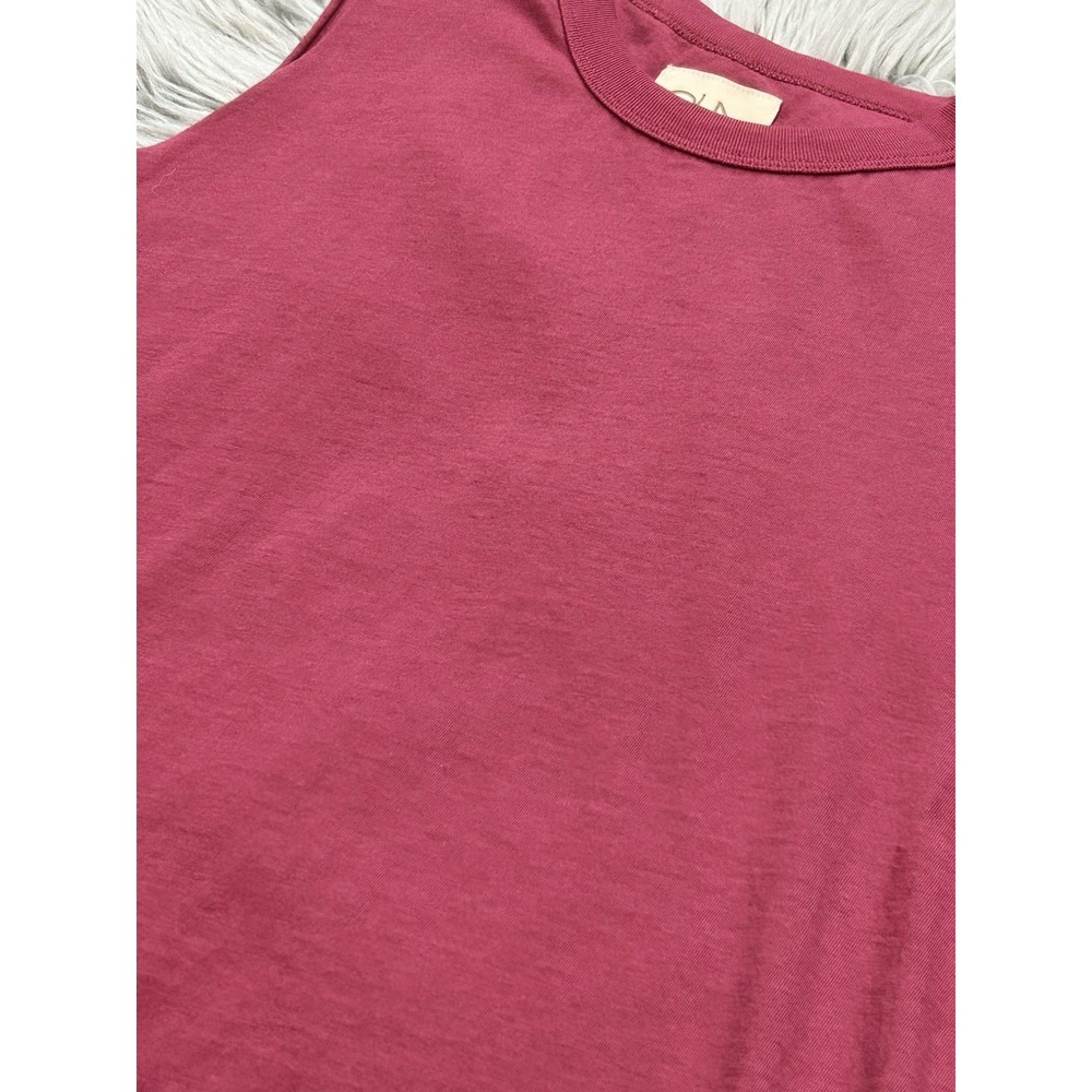 Chaser Women's Burgundy Raw Edge Muscle Tank Top Size Small NWT - Picture 2 of 2